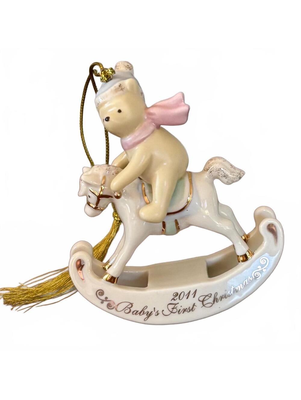 Lenox Disney Winnie the Pooh 2011 Baby’s First Christmas Ornament w Box